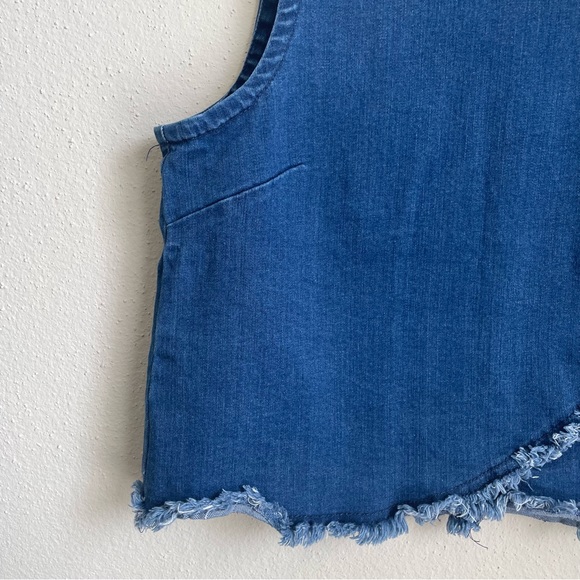 BCBG Frayed Edge Denim Tank Top - Picture 4 of 8